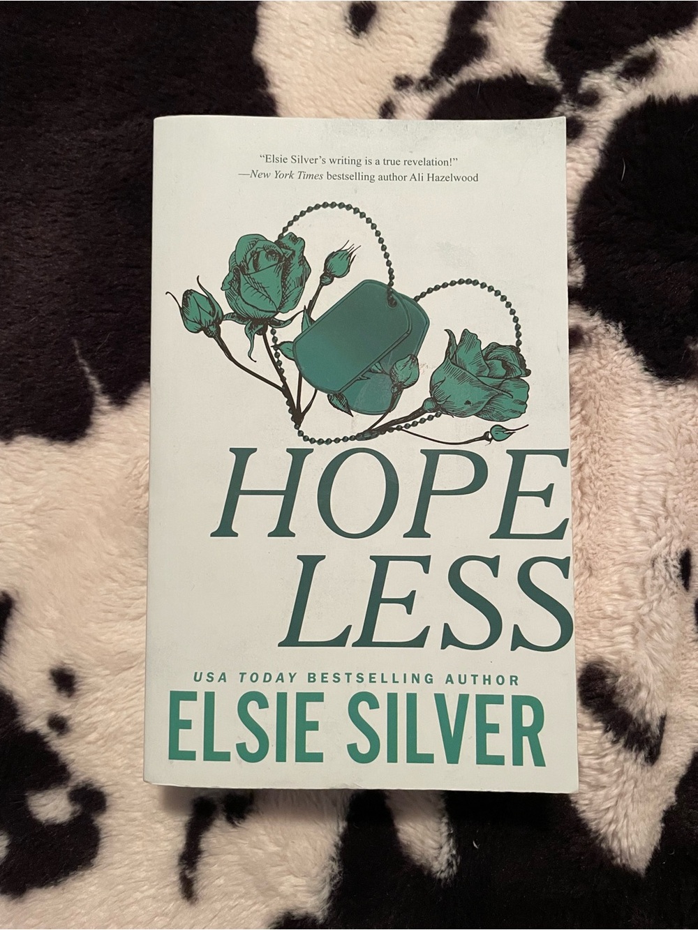 Hopeless by Elsie Silver Paperback Book